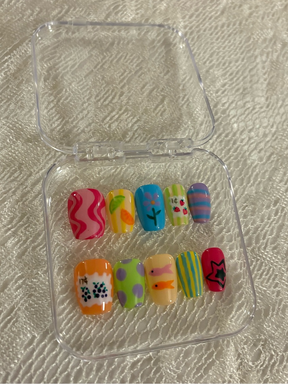 Colorful Press-On Nail Set - Multicolor